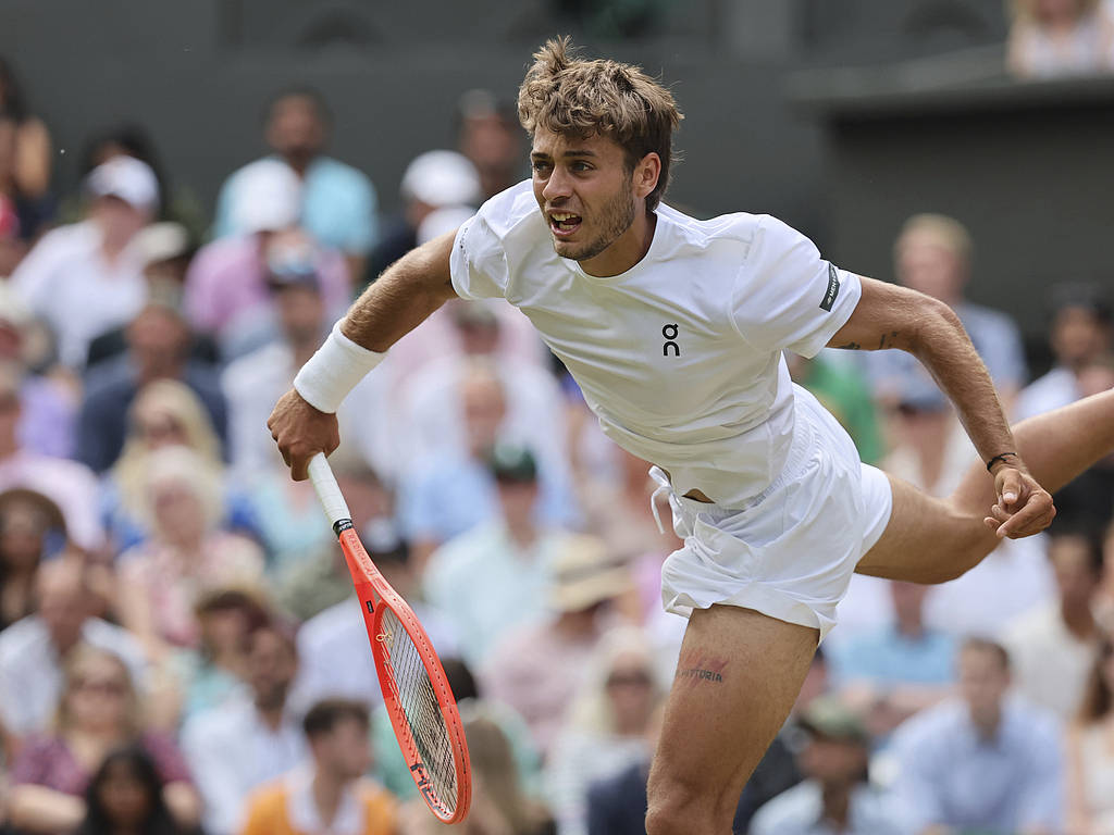 美网险胜温网，德约科维奇高光表现