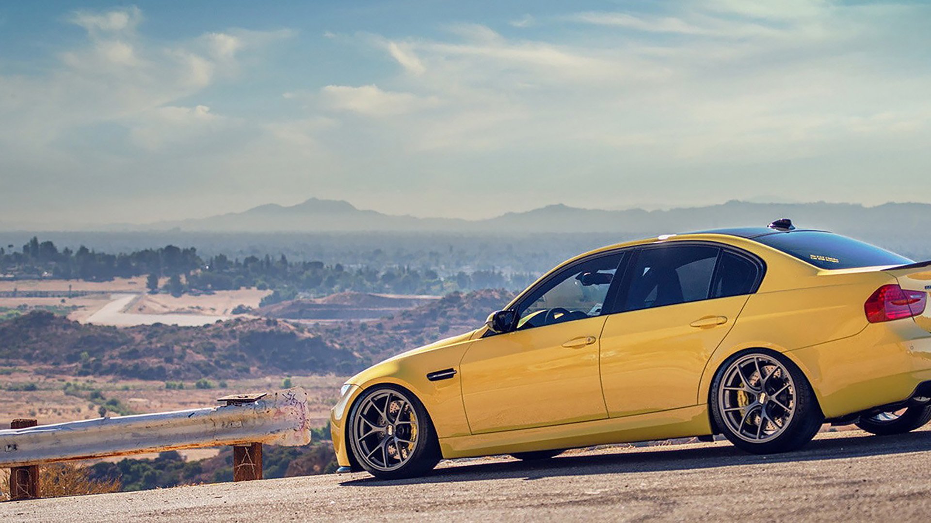 天空之神降临绿茵，2026世界杯之夜，拉文如何以篮球之手拨动足球的命运指针