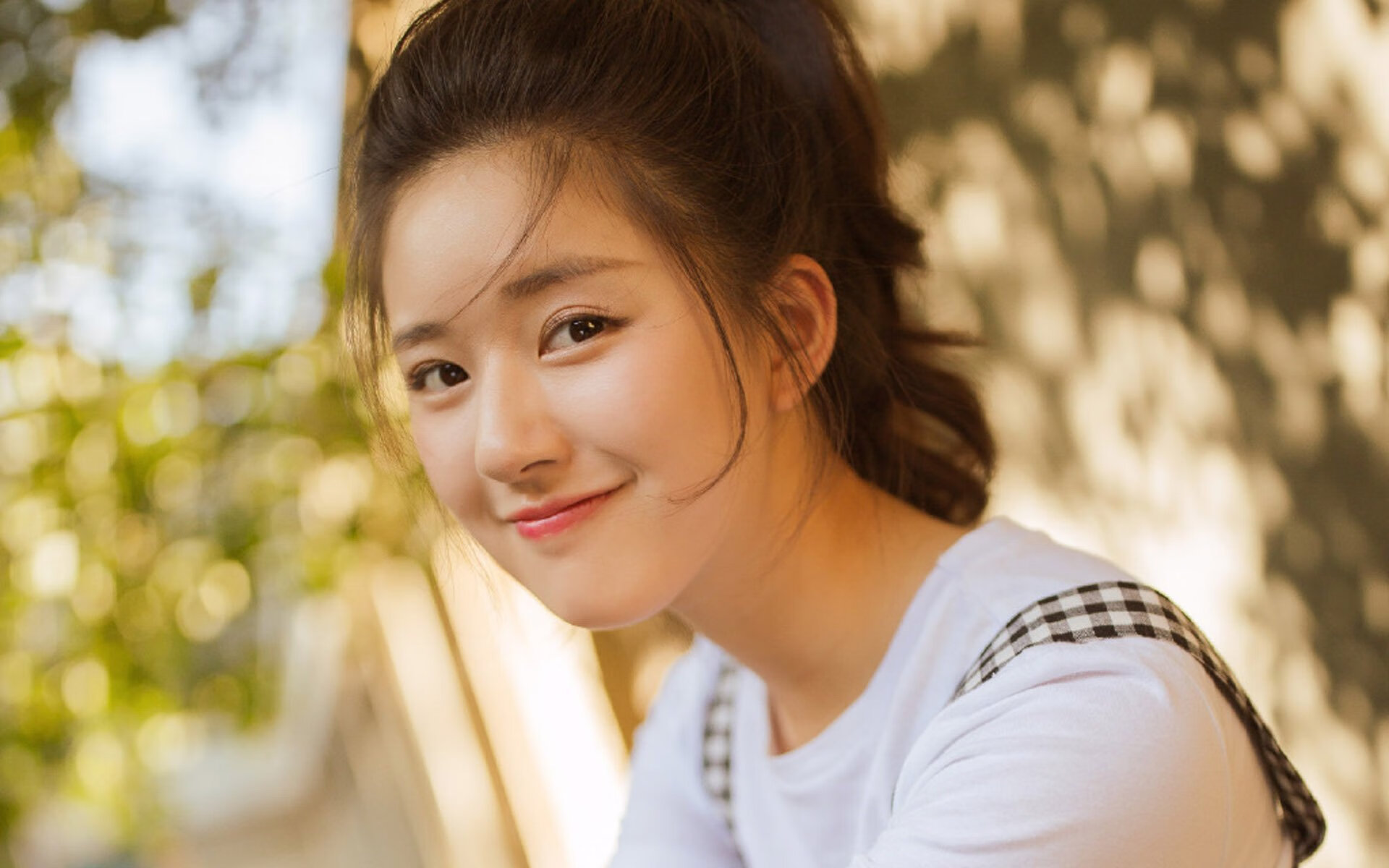 未来秩序VS不朽法则，詹姆斯在灰熊与篮网的混战中，证明了何为舞台越大越强